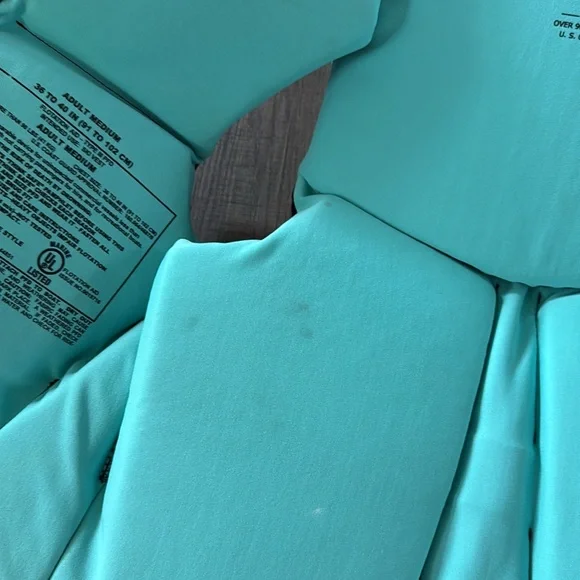 O’Brien women’s life jacket - Picture 4 of 5